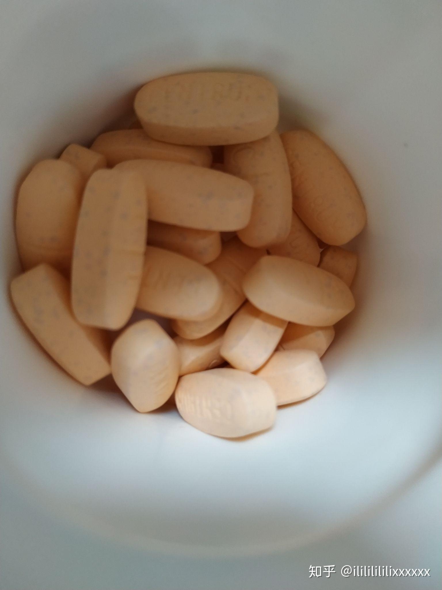 善存片上的绿点是本来就有还是发霉了