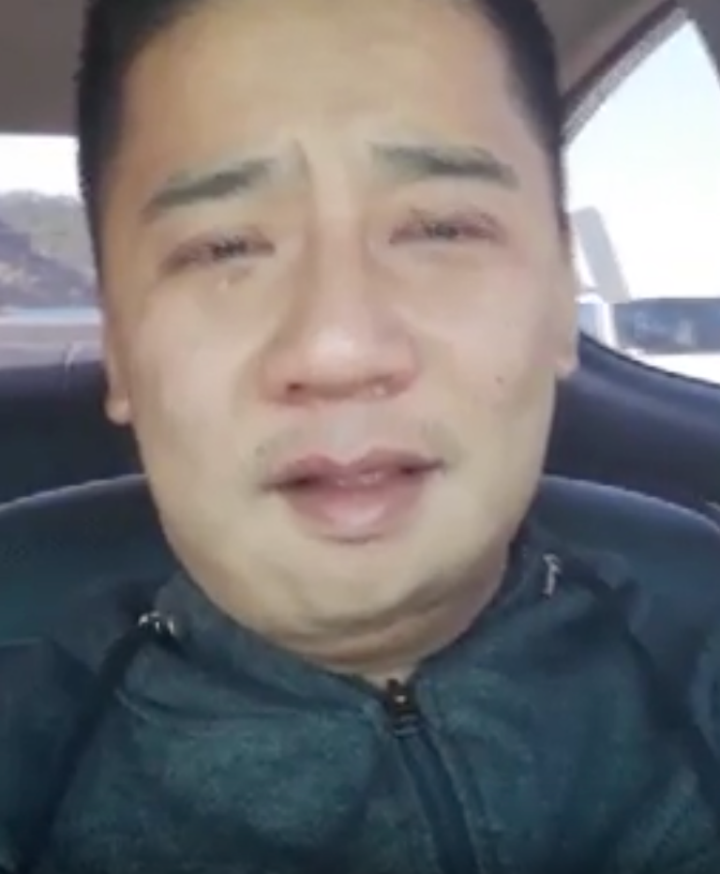 痛哭流涕的雅妍爸爸