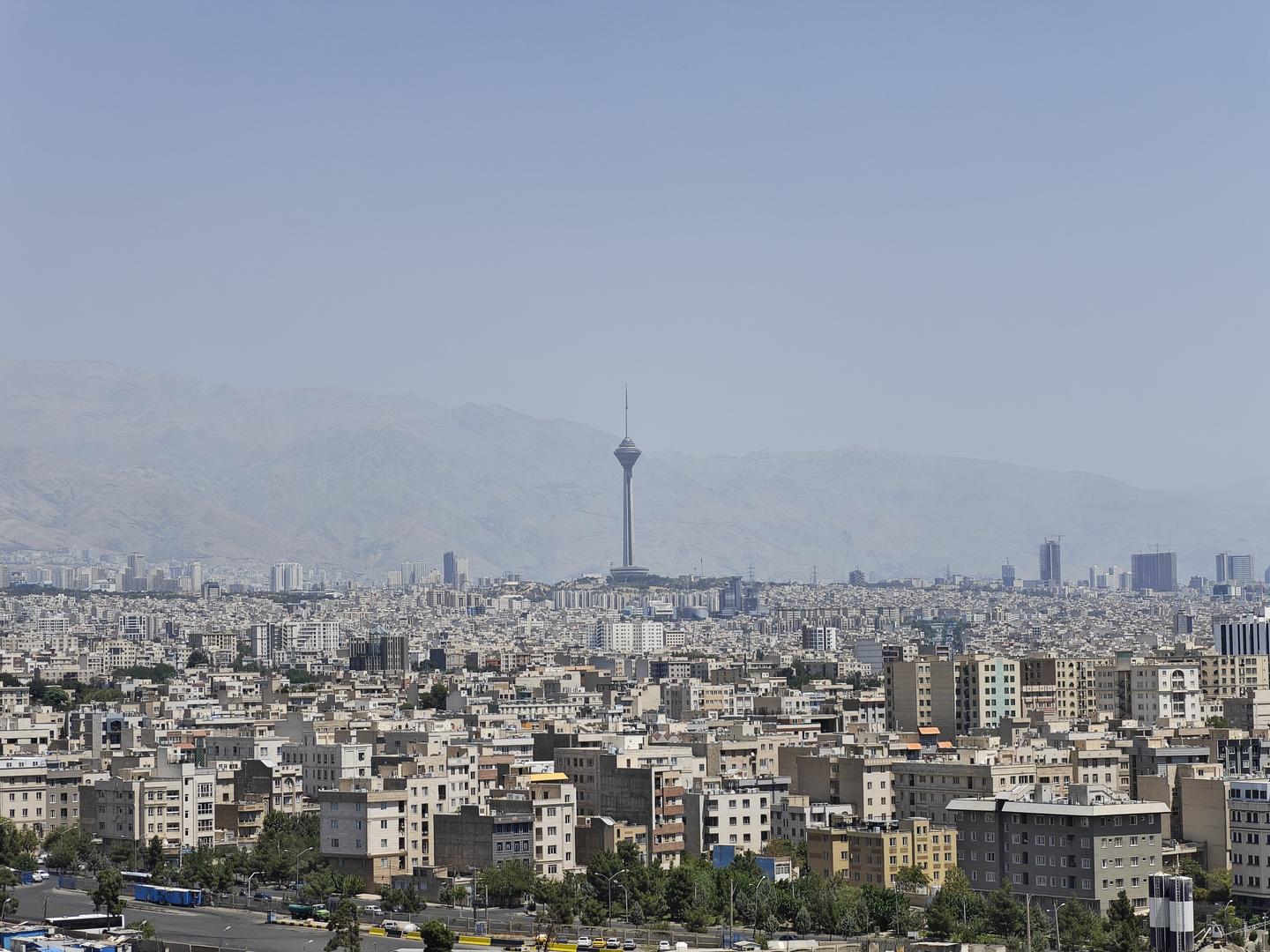 中东的这个神秘国度，虽然免签，很多人却不敢去！没想到物价超低还安全，转机旅行，也合适！ - 知乎