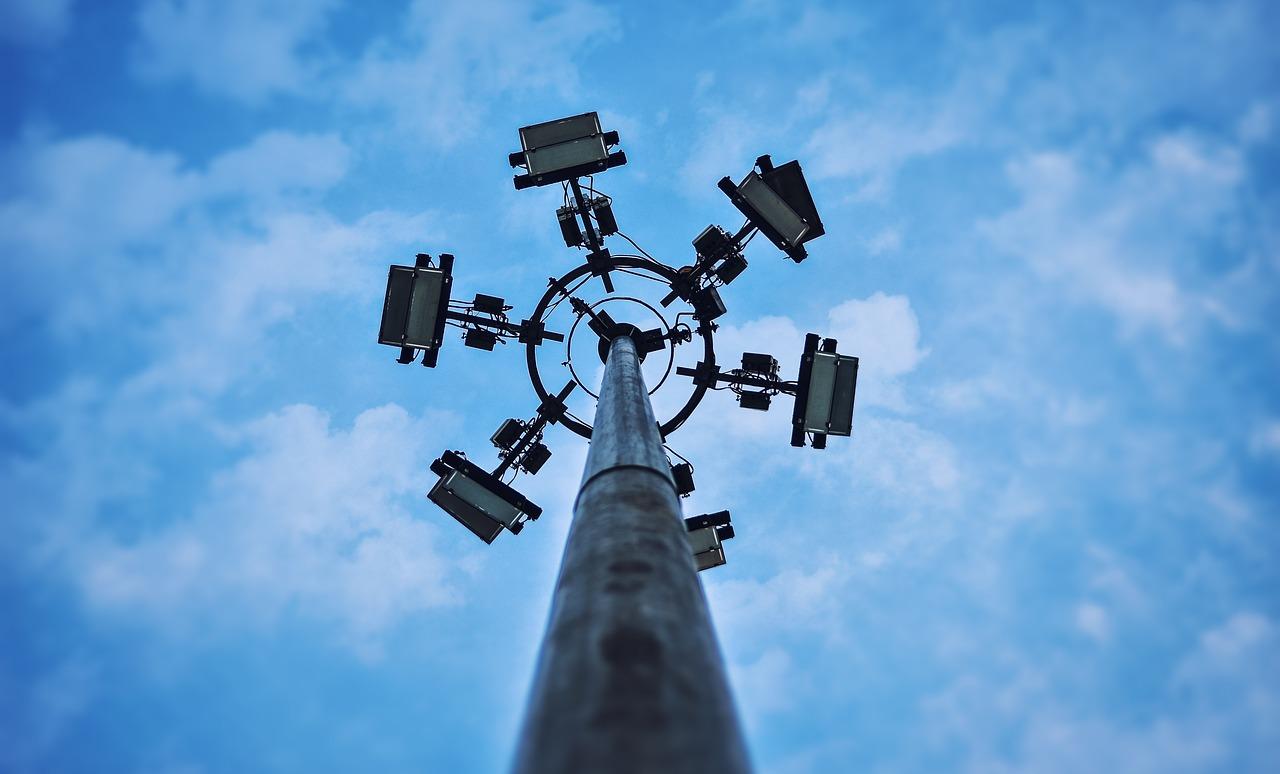 铝合金门怎么调高低