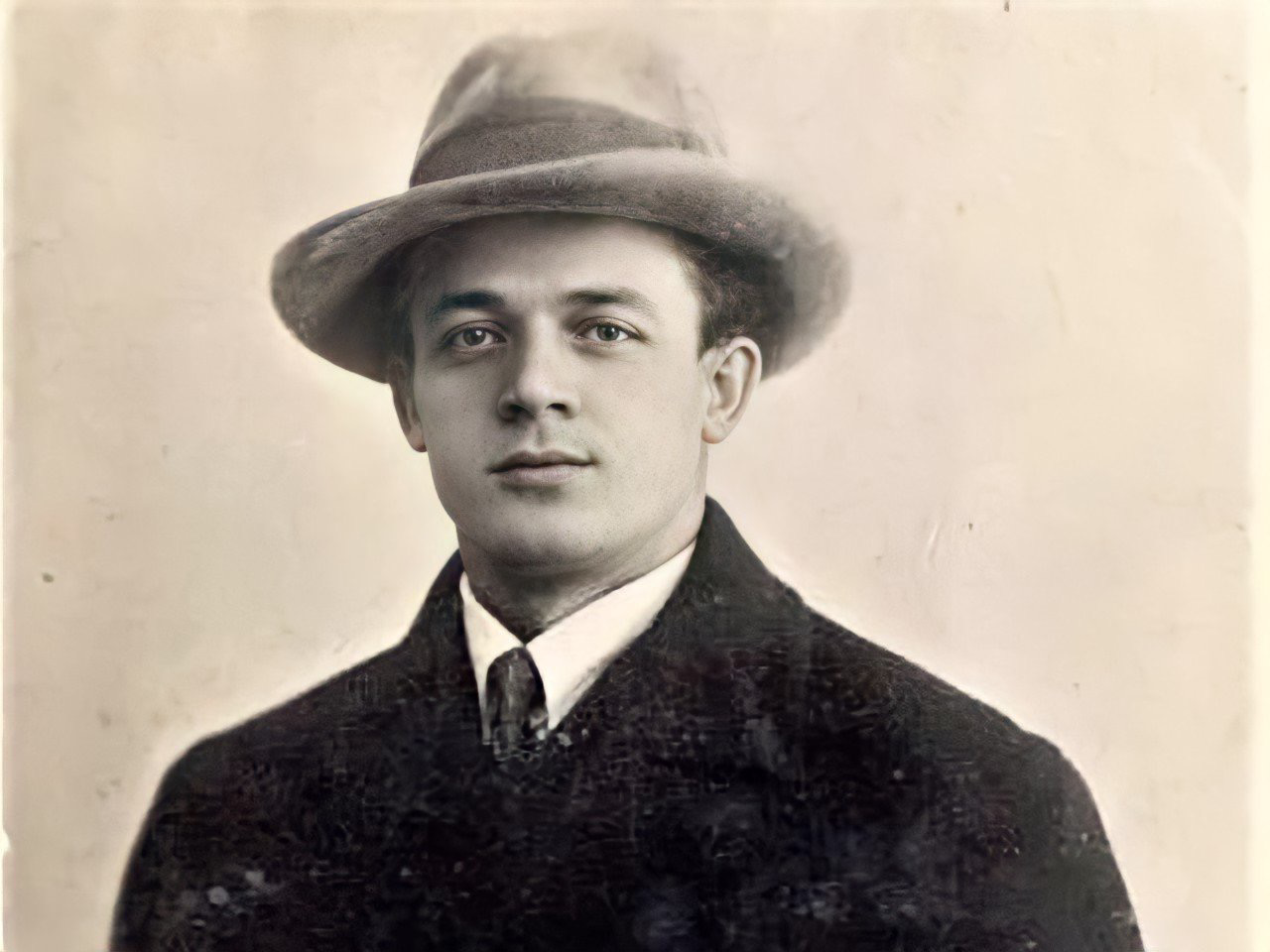 如何评价苏联男高音谢尔盖列梅舍夫的演唱