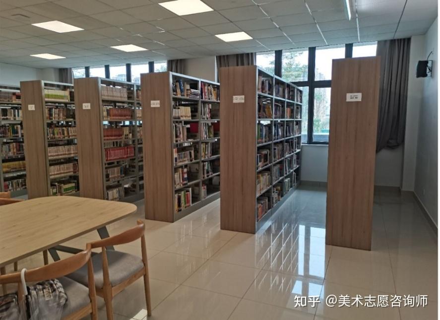 成都吉利学院靠谱吗图片