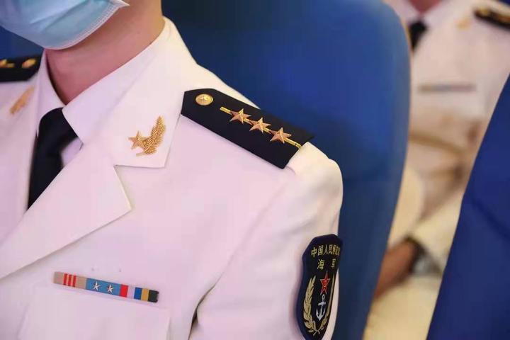 上尉是什么级别军衔?上尉能“逐月”吗? - 知乎