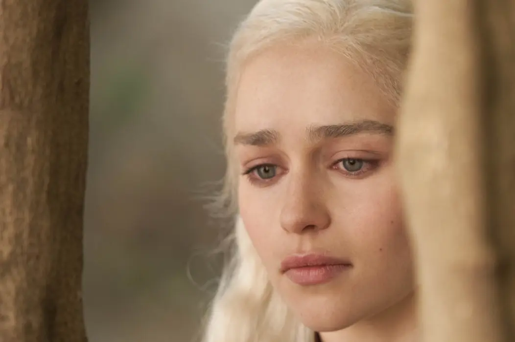 如何评价演员艾米莉亚克拉克emiliaclarke的演技龙妈的扮演者