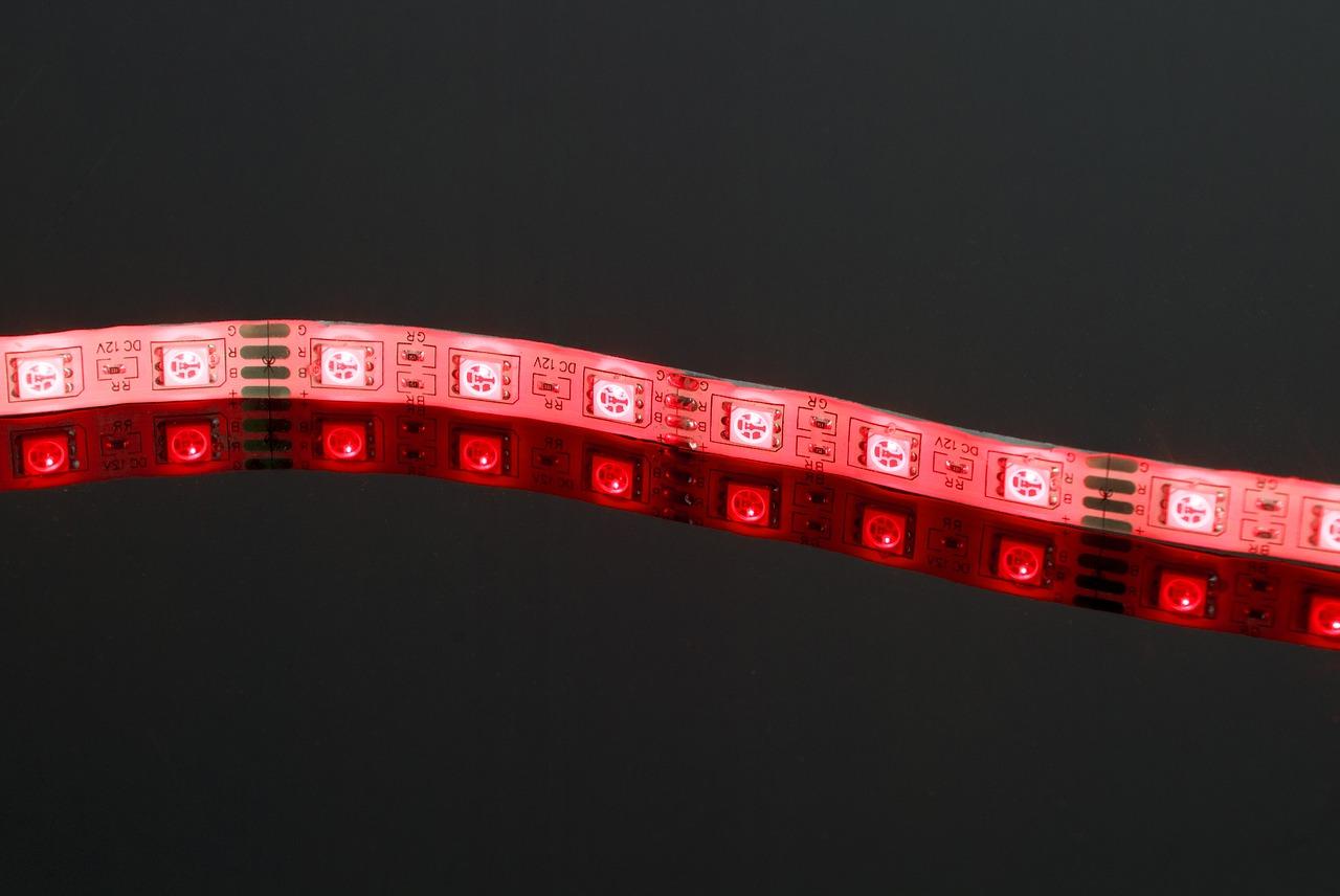 led移动速度多少