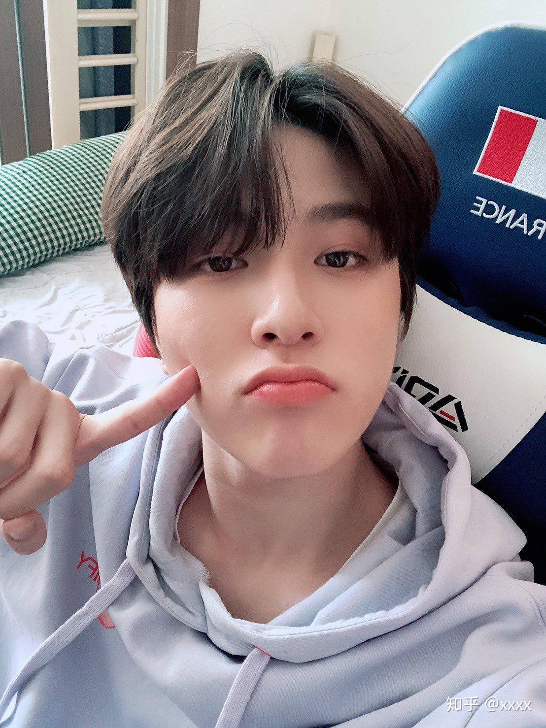 谁能给我介绍一下yg新男团treasure最好把图片带上12个人分不清