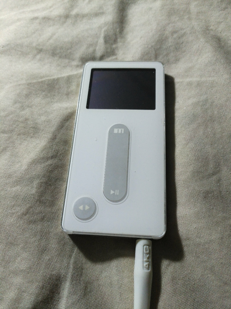 如何评价魅族m3注意是停产多年的魅族mp3m3