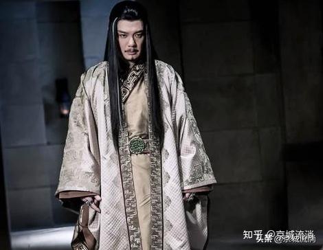 诛仙小说中鬼先生为什么要偷袭万剑一他们不是老相识么