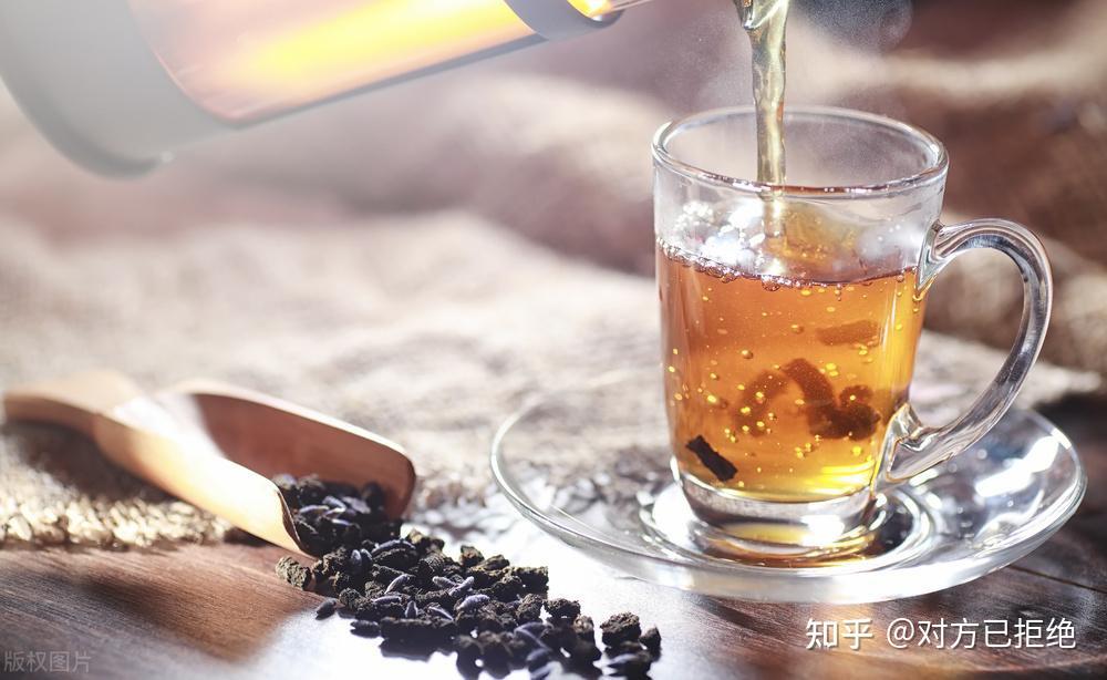 玻璃杯子用多久需要换 玻璃杯子需要每年都换吗原因与解析