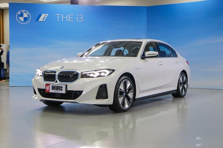 华晨宝马与神火集团帅翼驰集团签订合作备忘录