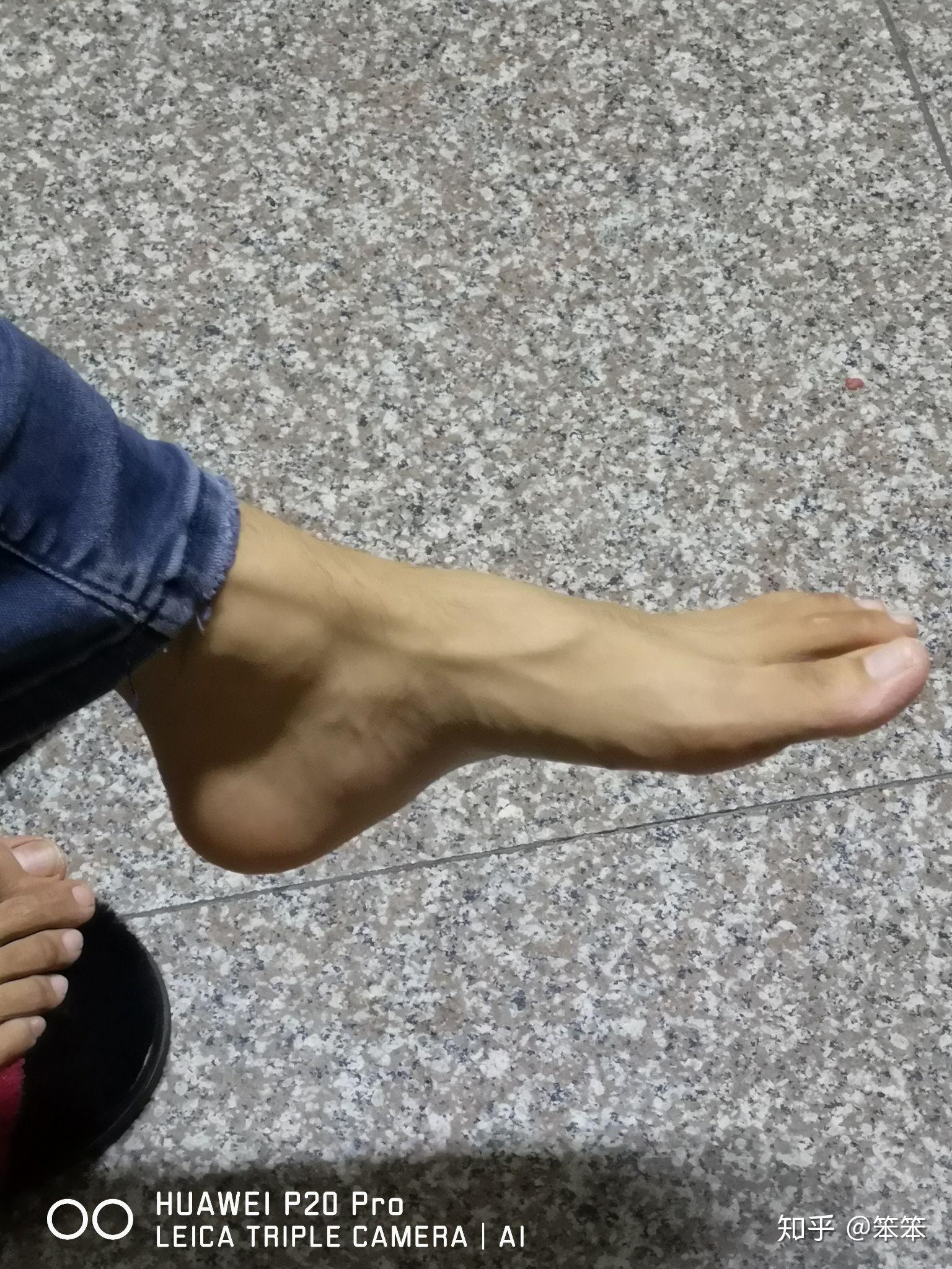 男生脚长的好看是什么样的体验