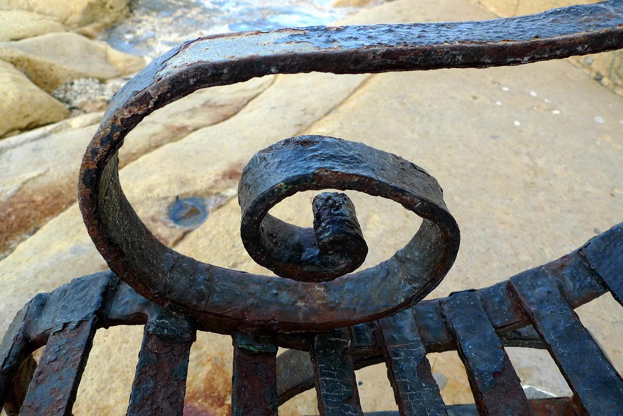 如何打磨楼梯扶手