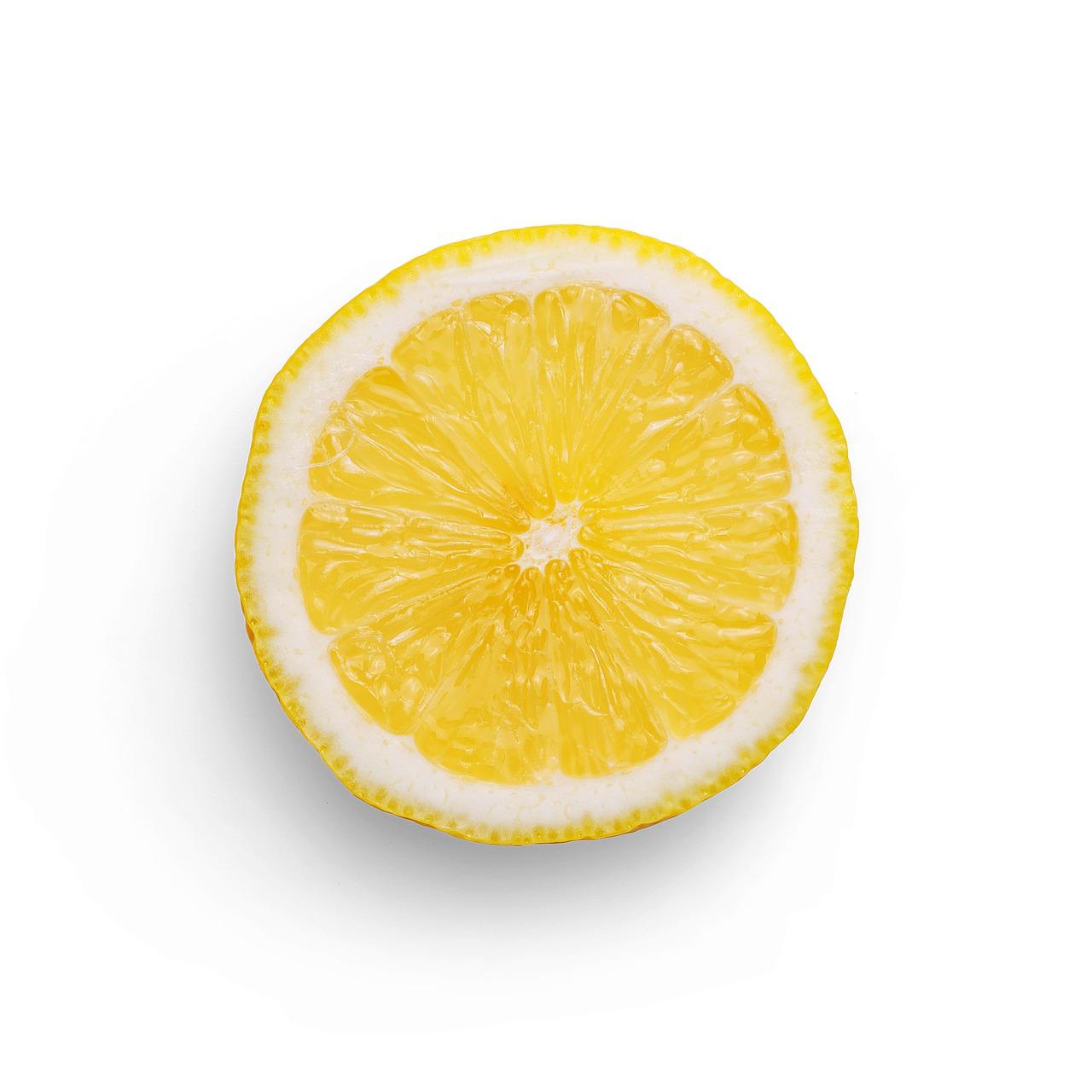 柠檬泡水起什么作用