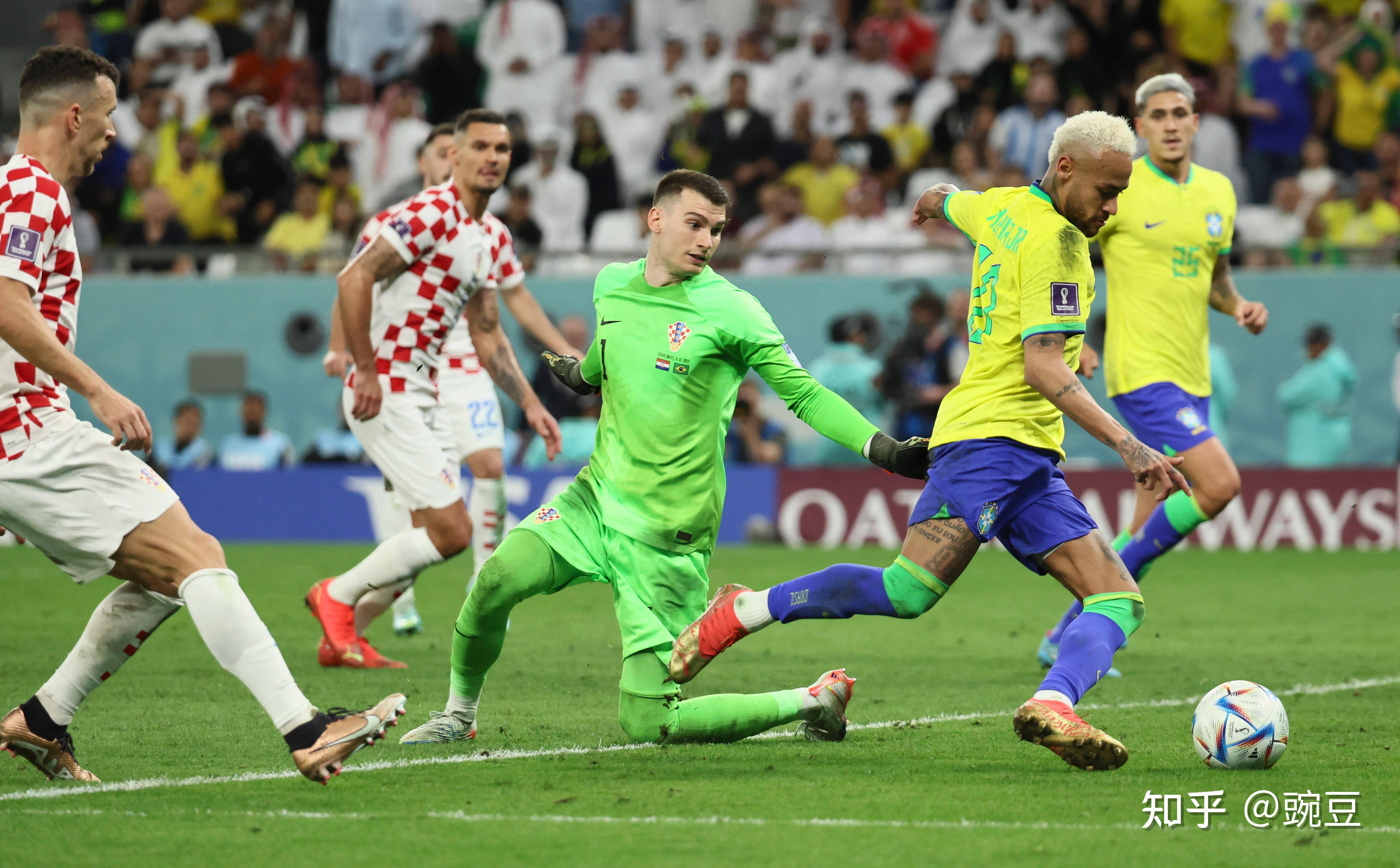 2022年卡塔尔世界杯半决赛阿根廷30克罗地亚时隔8年再进决赛如何评价