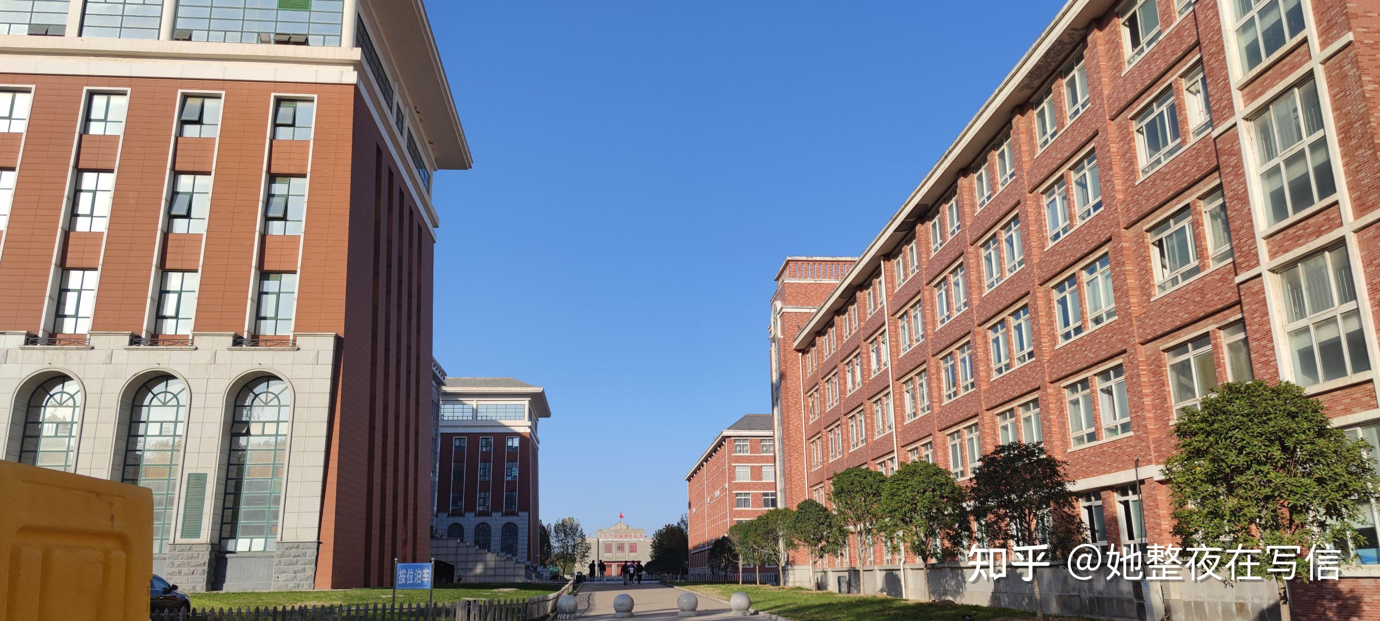 河南建筑职业技术学院怎么样?了解哪方面的都说一下啊啊啊啊啊啊?