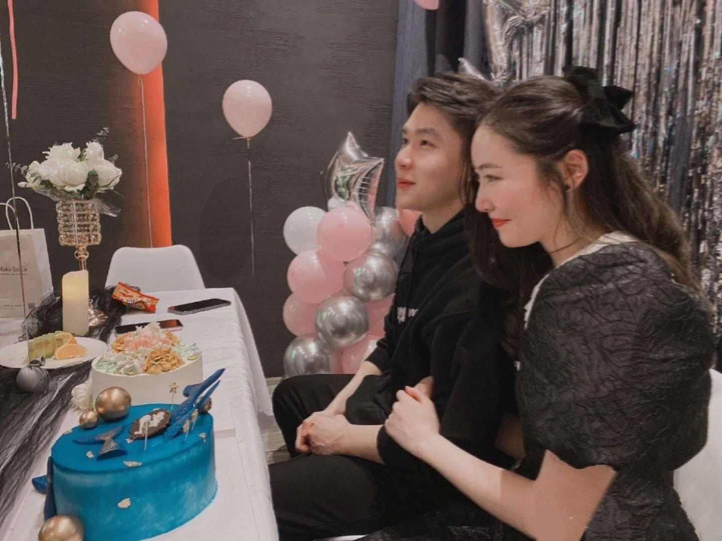 怎么看待霍尊与陈露的恋情? - 知乎