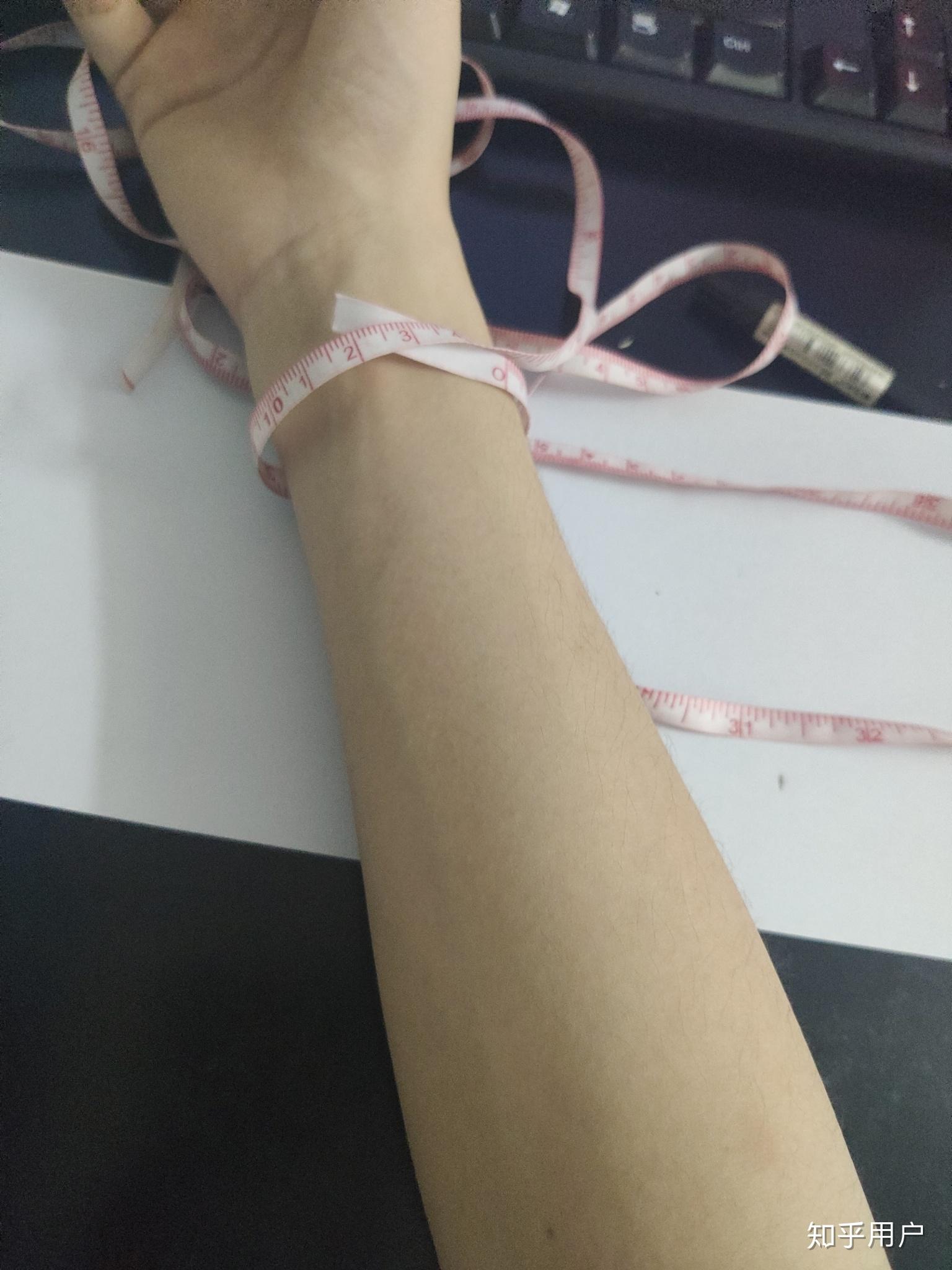 手臂太细是什么体验