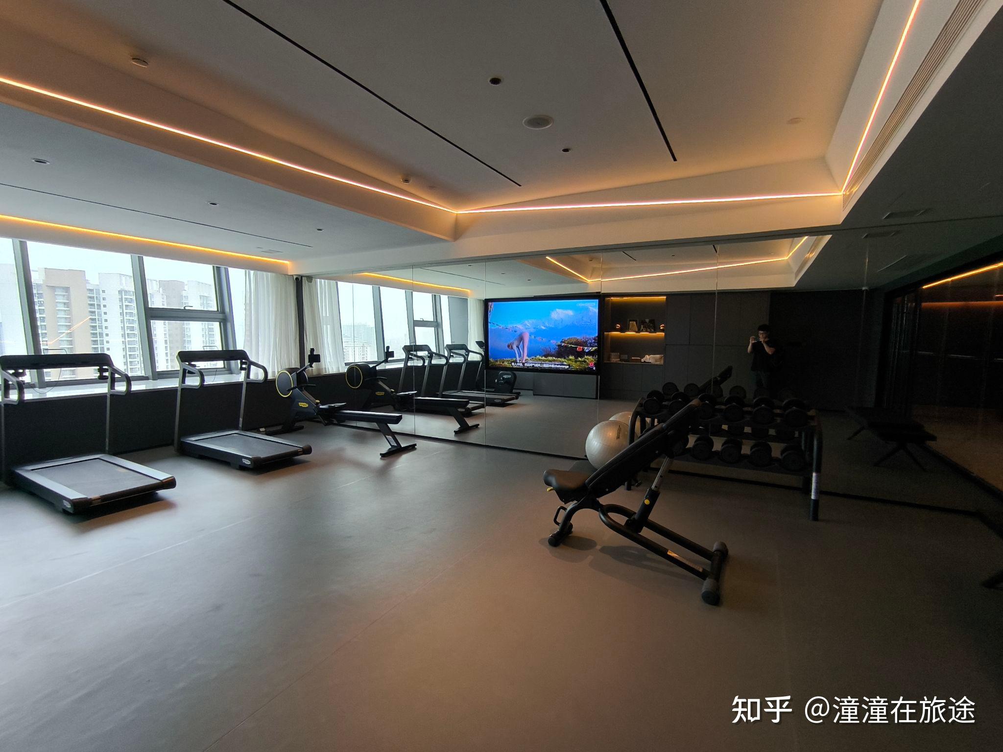 高端酒店与中端酒店健身房的区别(酒店玩家第6期) - 知乎