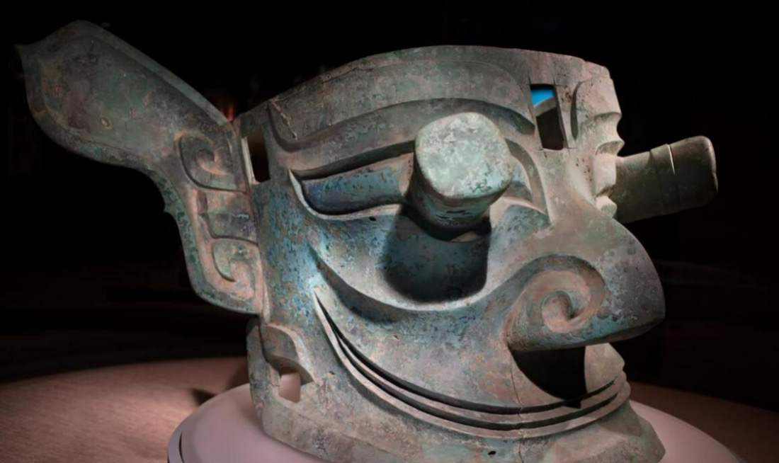 三星堆二号坑青铜纵目面具