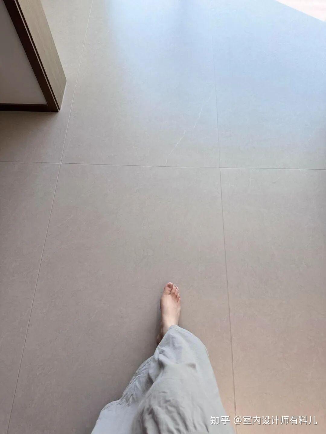 越来越多人不做“全屋瓷砖通铺”了?我家铺了,只能说一言难尽! - 知乎