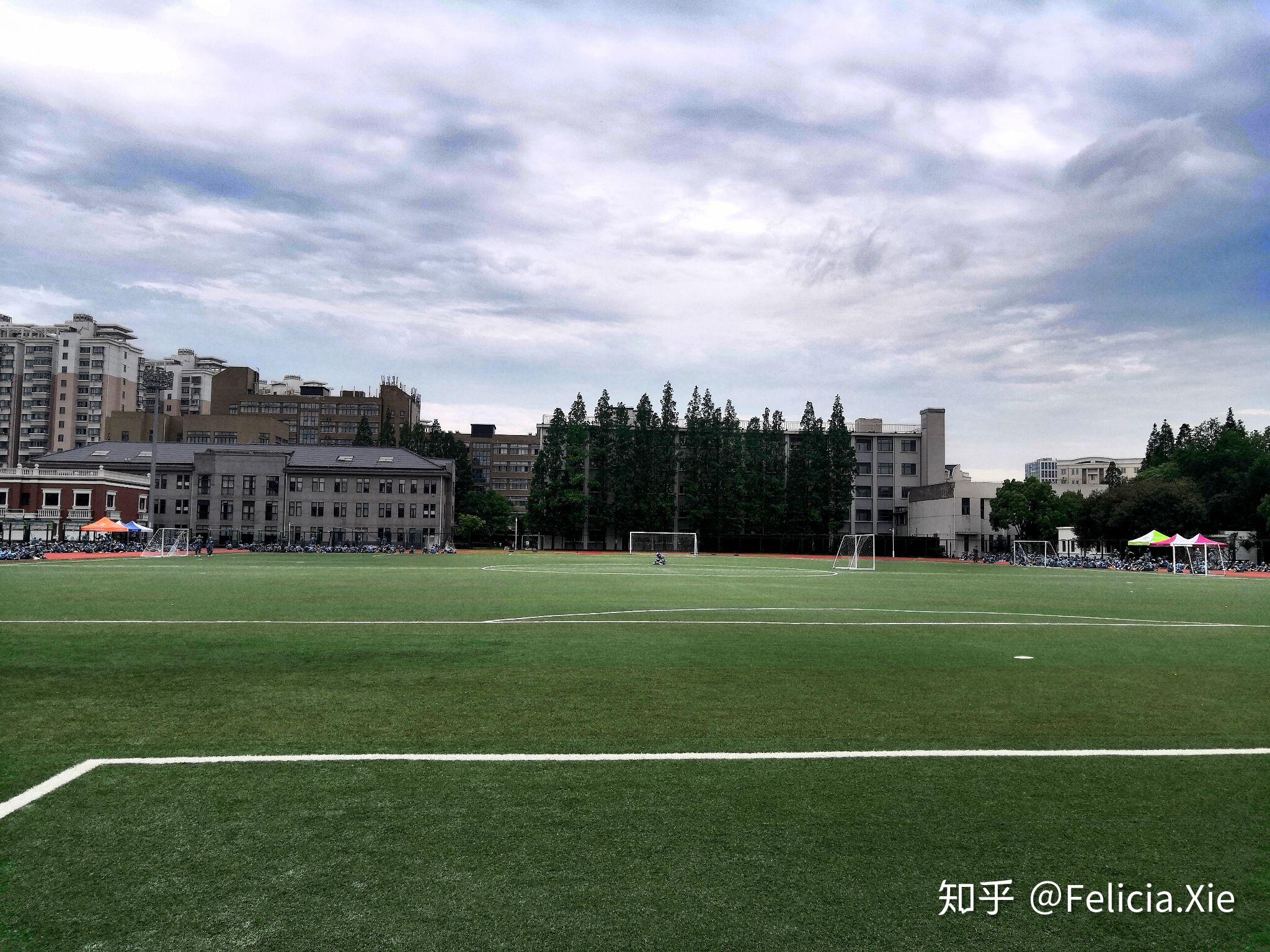 上海財經大學的宿舍和校園環境都怎麼樣