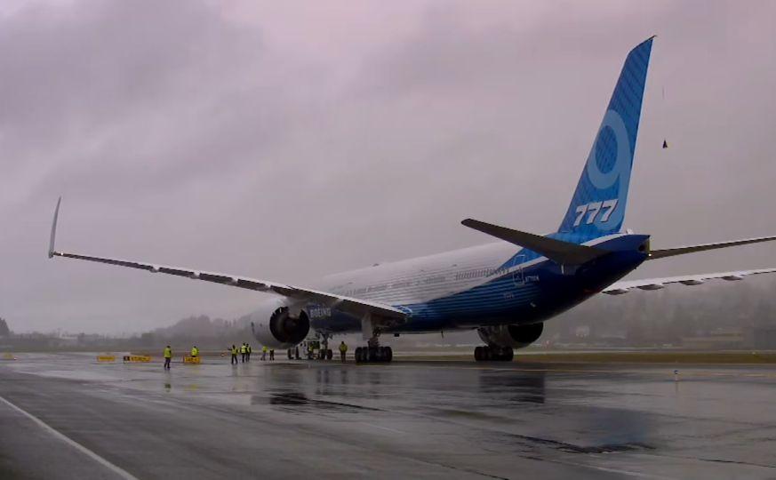 波音787的机翼到底是直的还是弯的