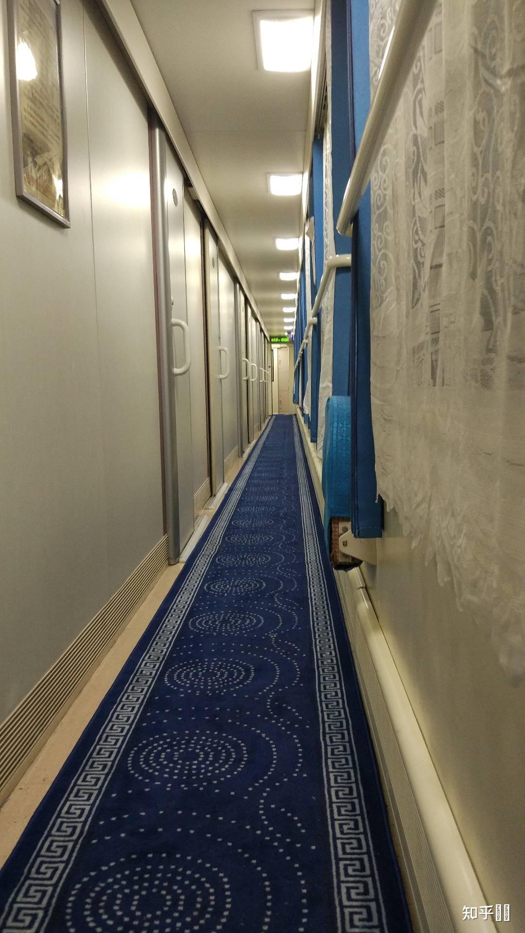 中国火车软卧是什么样子的