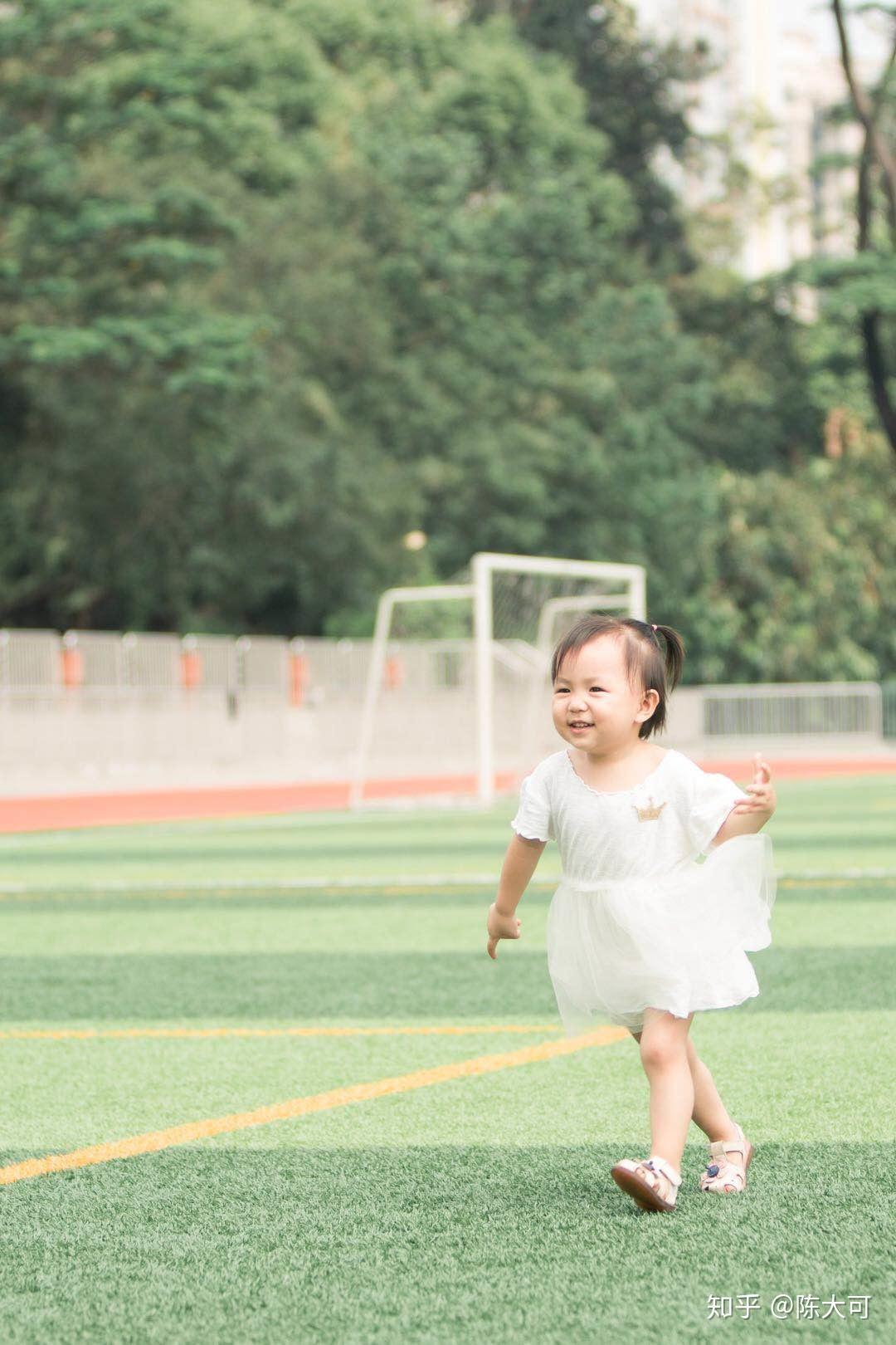 如何用一句诗来赞美天真无邪的孩子