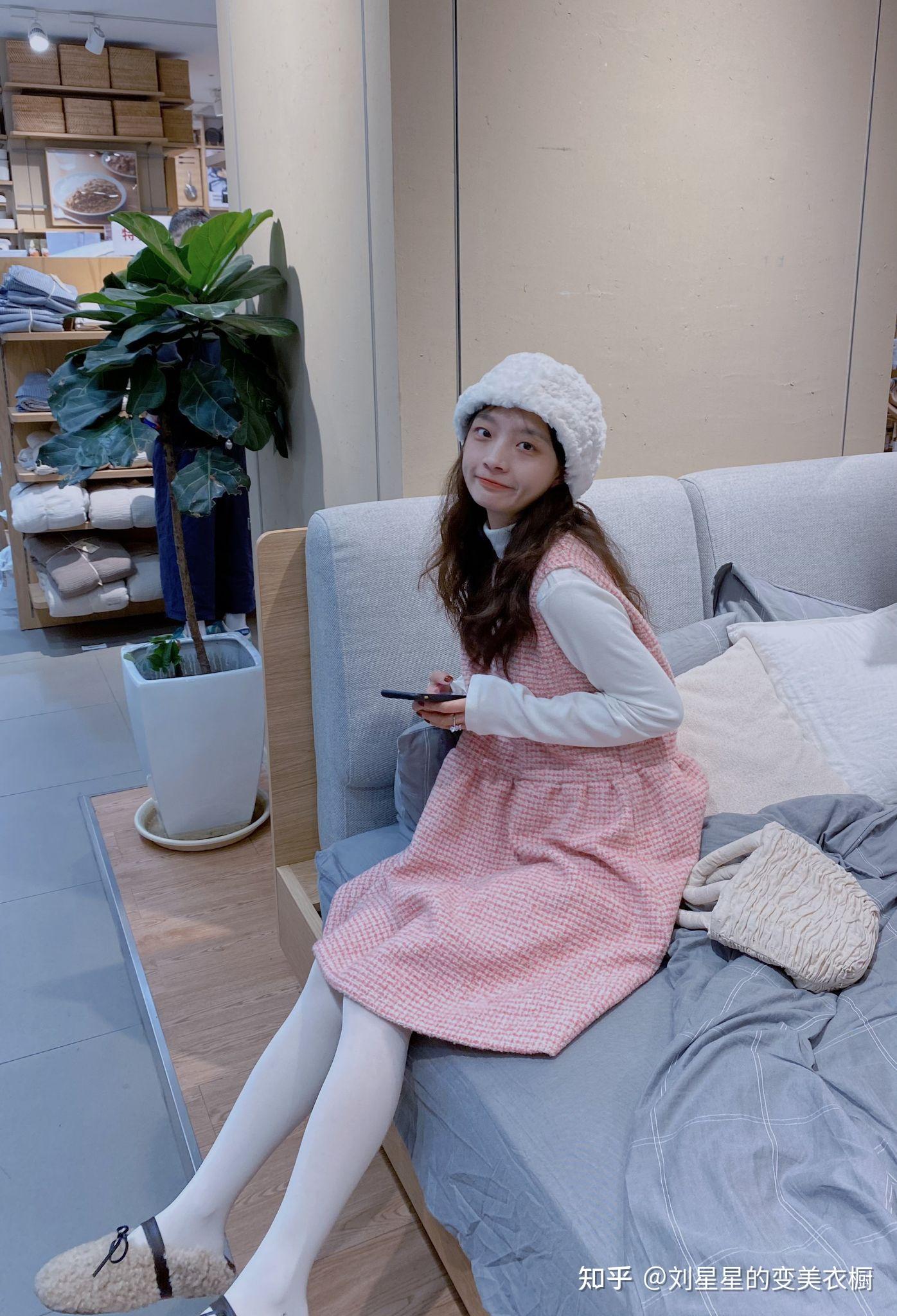 白色连裤袜适合搭配哪种裙子? - 知乎