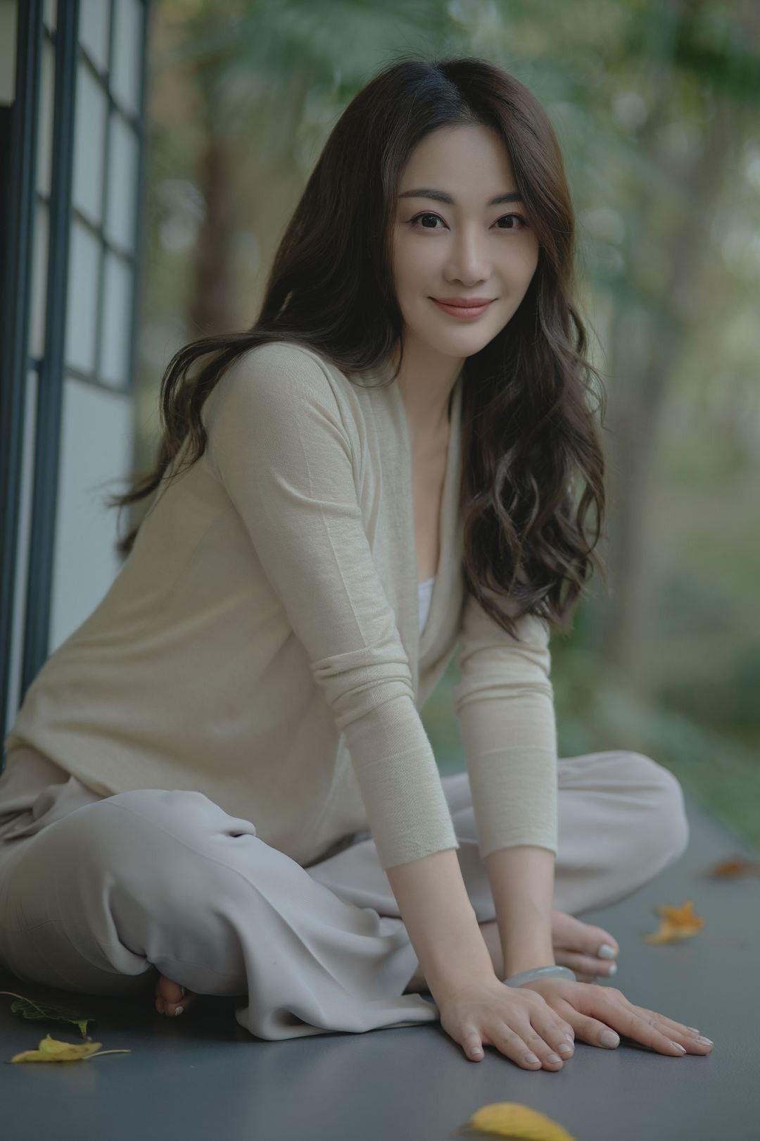 怎么评价吕燕的颜值