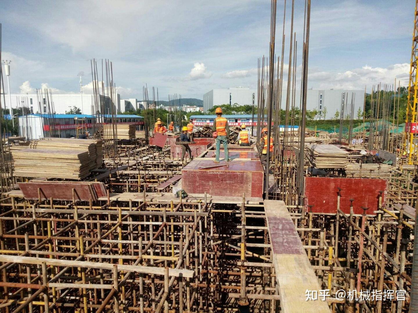 为什么大多数建筑工地还在使用木模板？ - 知乎