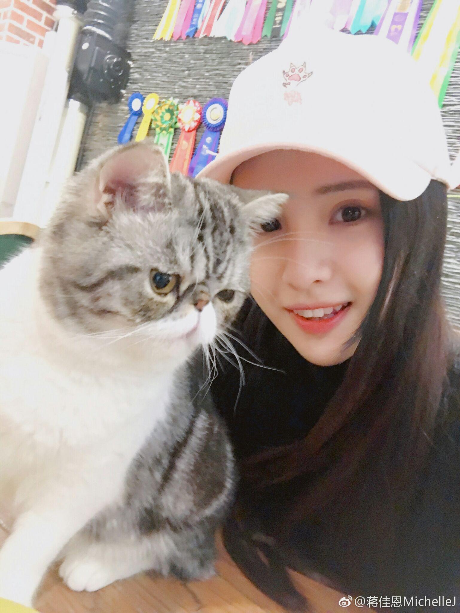 如何评价演员蒋佳恩