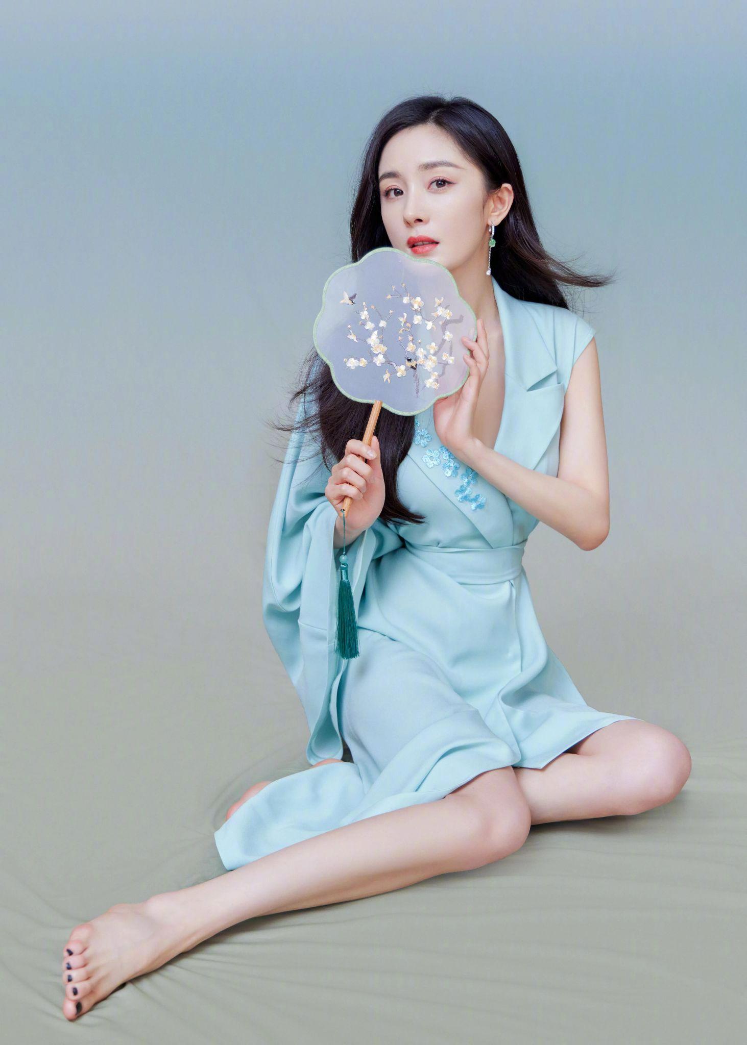 你们喜欢angelababy还是杨幂? - 知乎