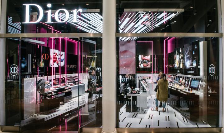 Dior在纽约开了第一家化妆品精品店，重点推荐它的彩妆- 知乎