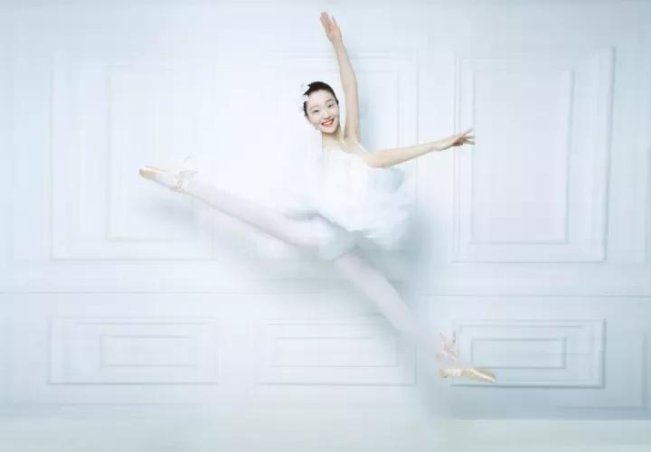 北京电影学院继续教育学院培训基地优秀学员张靖茹吃得苦中苦方为人上