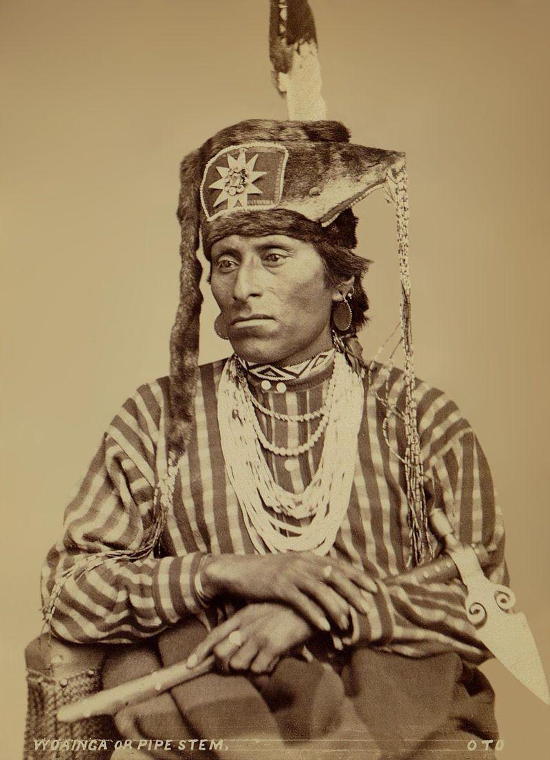 为什么北美印第安人有点白种人的长相特征,南美就少一点? - 知乎