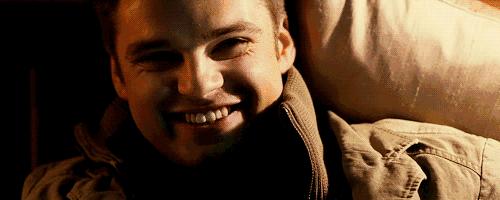 动词辨析第3期-21种“笑”的英文表达（附男神示范） - 知乎