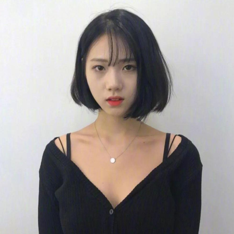 脸大,五官很平的女生适合什么样的发型? - 知乎