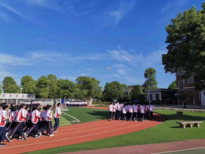 同学上高中，我上中专 知乎