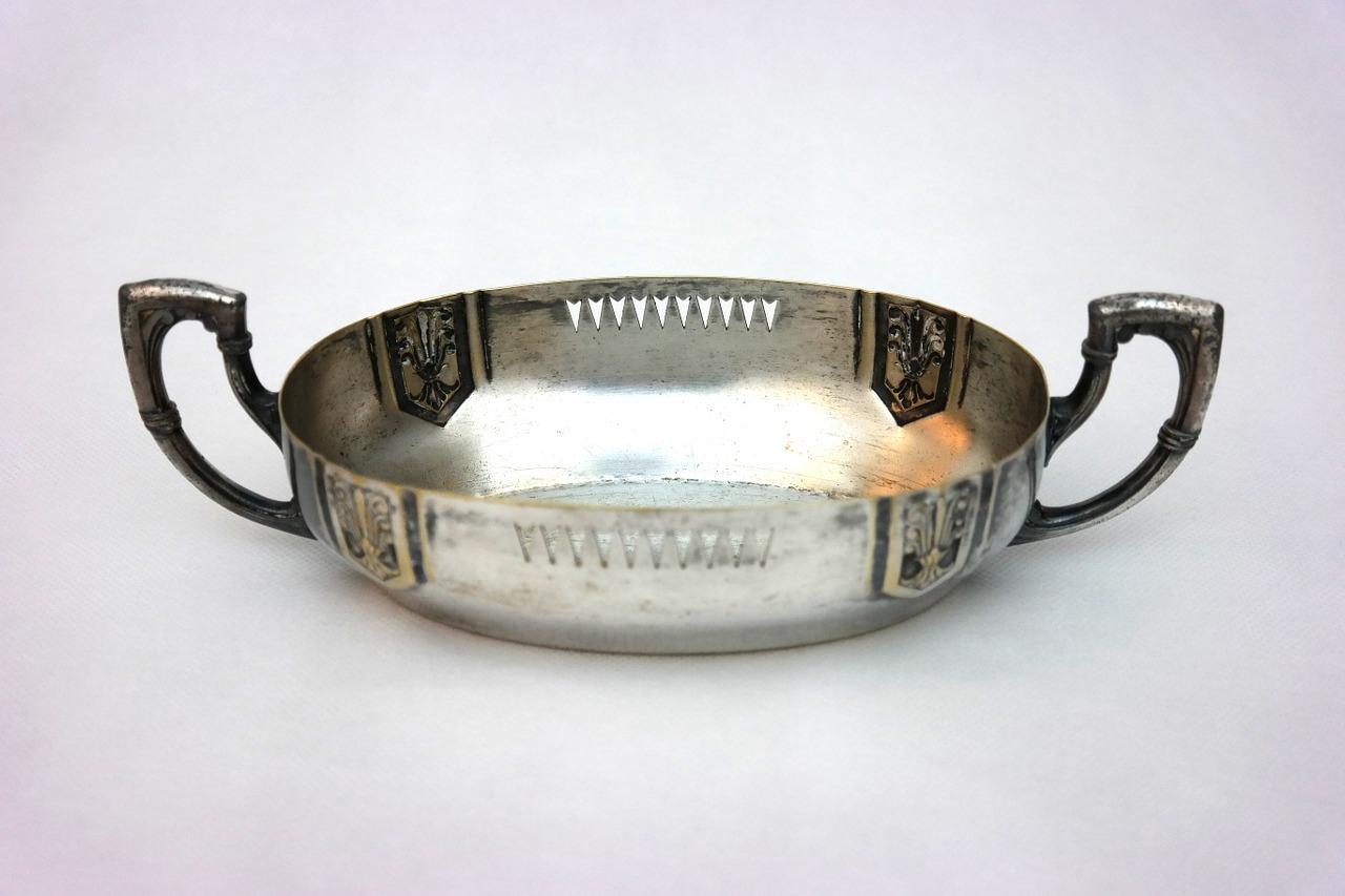 2. 瓷碗清洁技巧