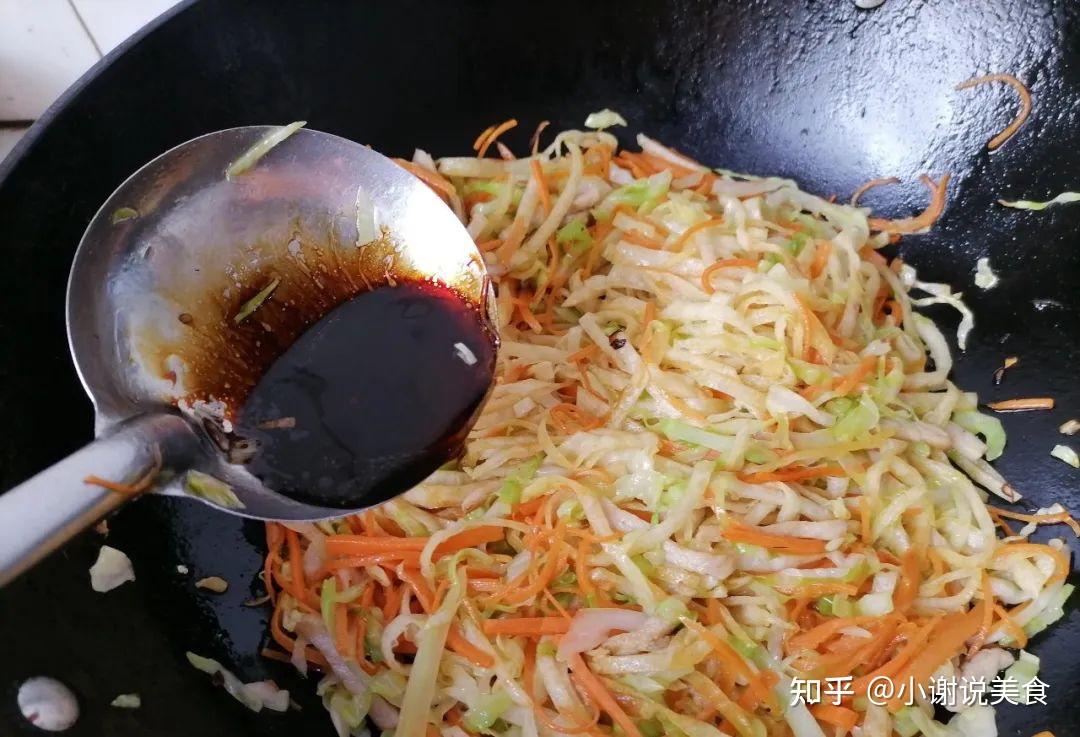 教你做北方家常炒饼丝,多加一步劲道又松散,出锅前这调料是灵魂 - 知乎