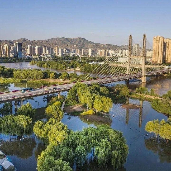 兰州市内必去景点,揭秘省会城市背后的文化胜地与自然秘境! - 知乎