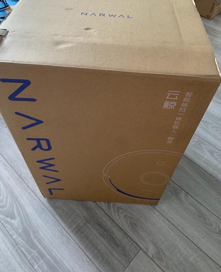 云鲸J3扫地机器人开箱测评,云鲸J3使用体验如何?扫地、拖地、避障越障能力等深度测评
