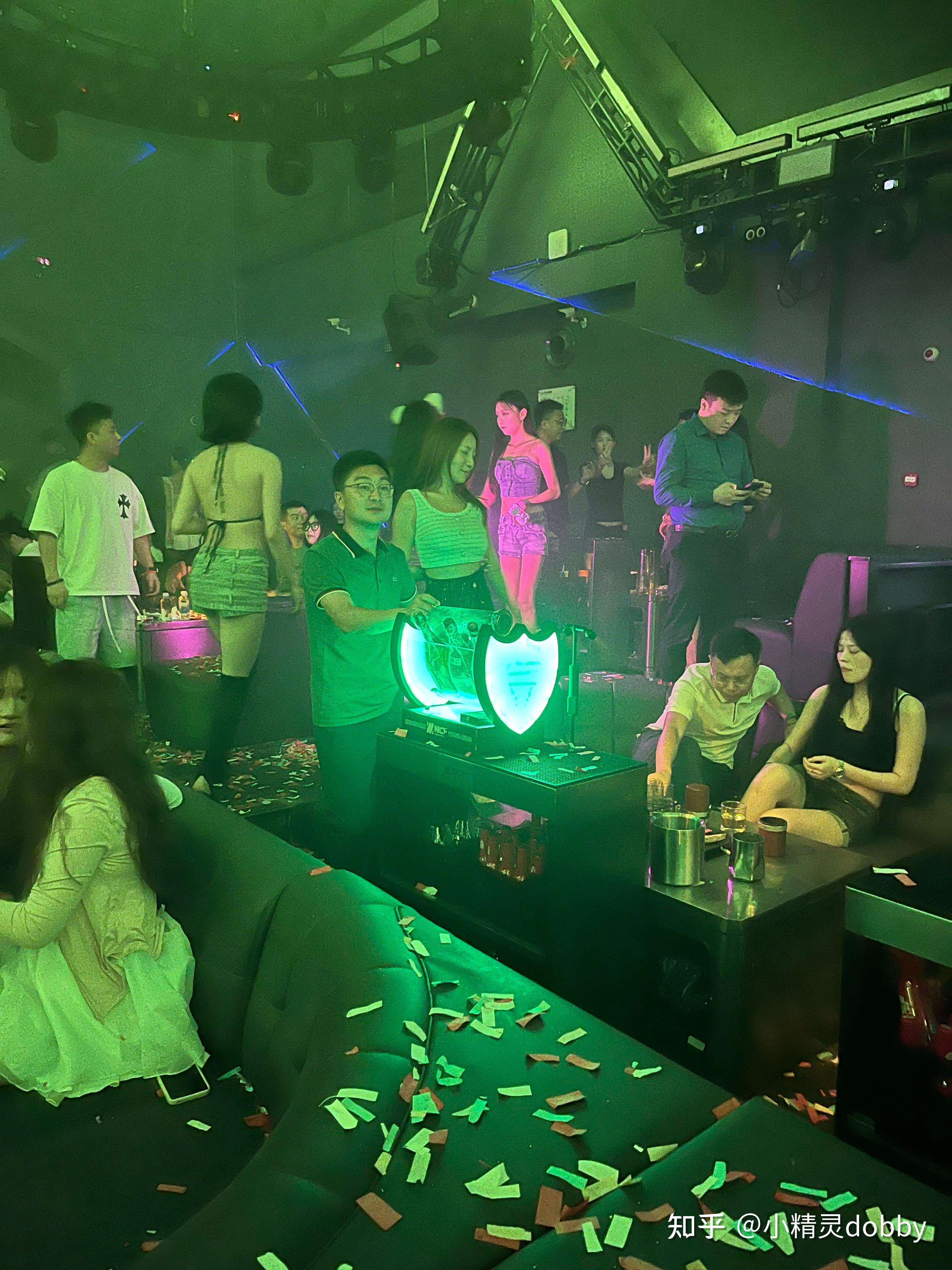 第一次玩游戏喝多了