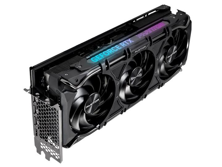 Gainward（耕升）OC超频规格GeForce RTX 4090显卡，搭载厚重的大型三 