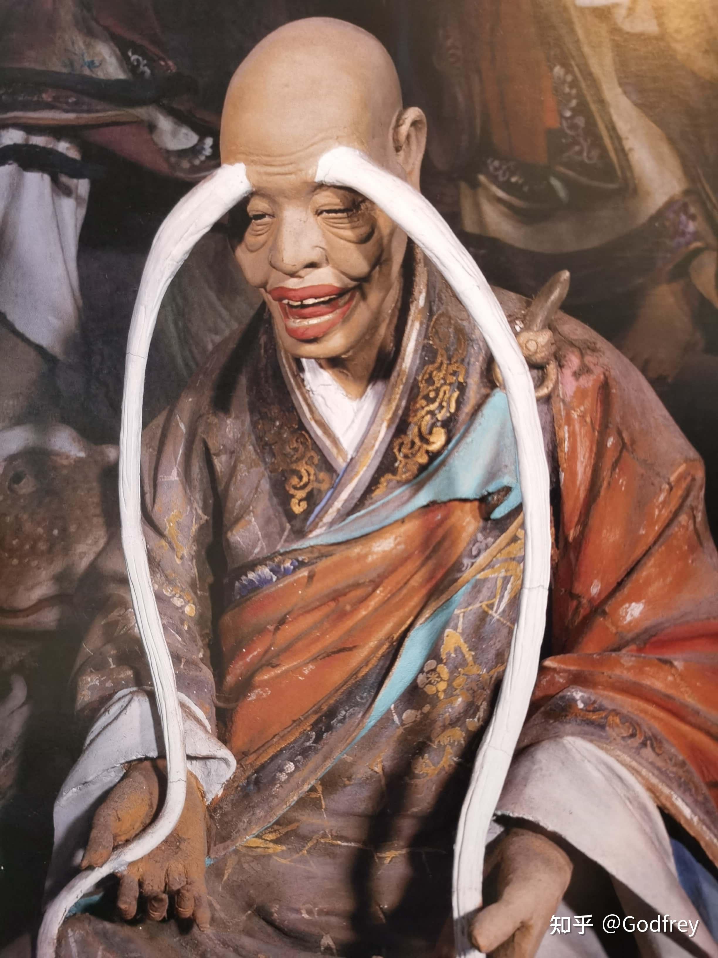 昆明筇竹寺五百罗汉被誉为东方雕塑艺术宝库中一颗璀璨的明珠其艺术