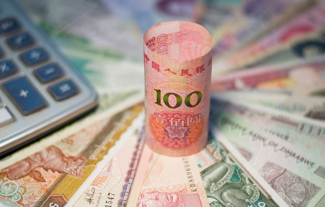 俄罗斯迅速脱离西方货币卢布和人民币结算占比已达70