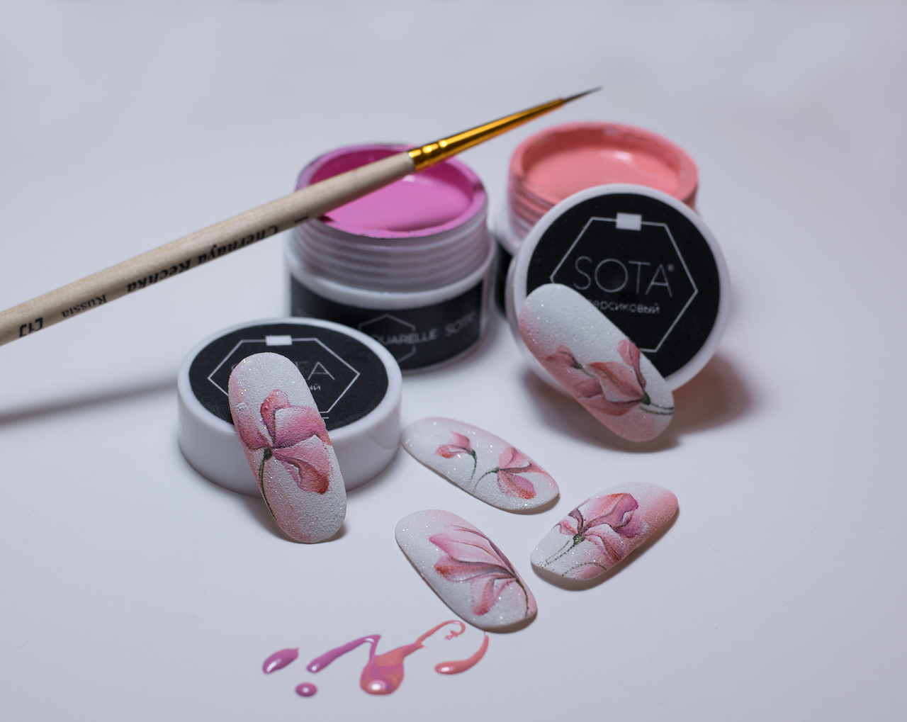 1. 纯色指甲价格