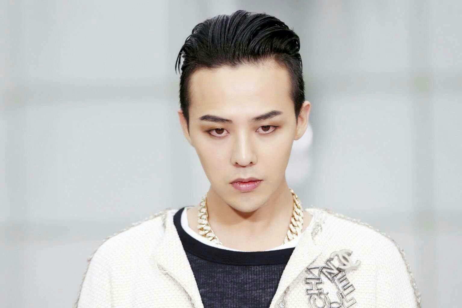 球球大家有没有权志龙照片可以洗当证件照的图? - 知乎