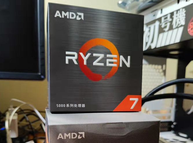 未開封 AMD Ryzen 7 5800X BOX-